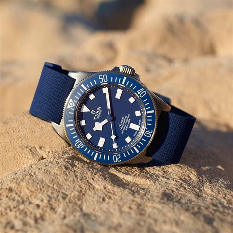 rubber strap for tudor pelagos.